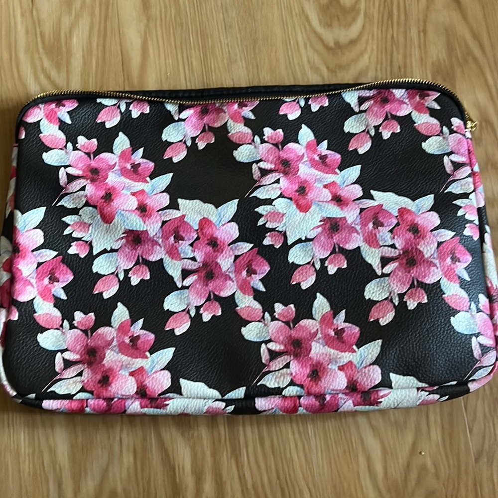 Steve Madden 15in Laptop Case